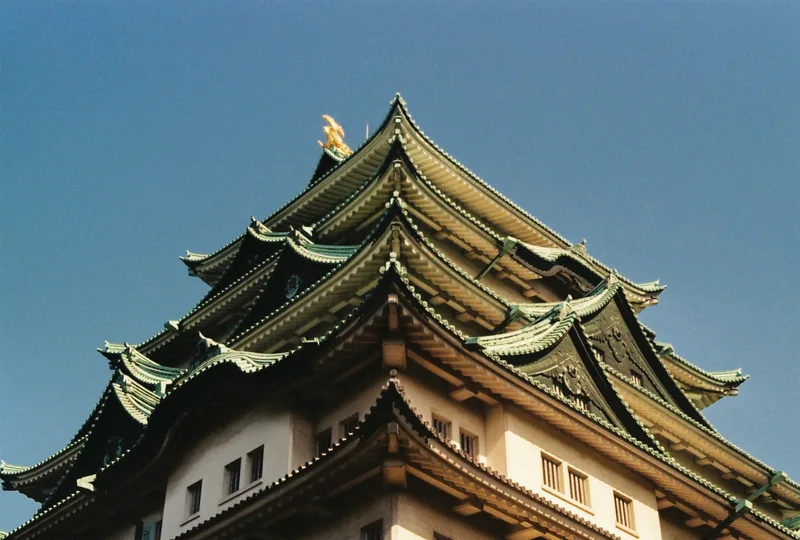 Nagoya Castle shot on Kodak Gold 200 with a Pentax ME Super, developed at Laboratoire Photon, by Silence ça pousse