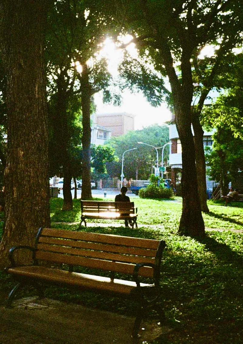 Film photo shot on Kodak UltraMax 400 with a Konica Recorder, developed at 自由數位, by Calvin W