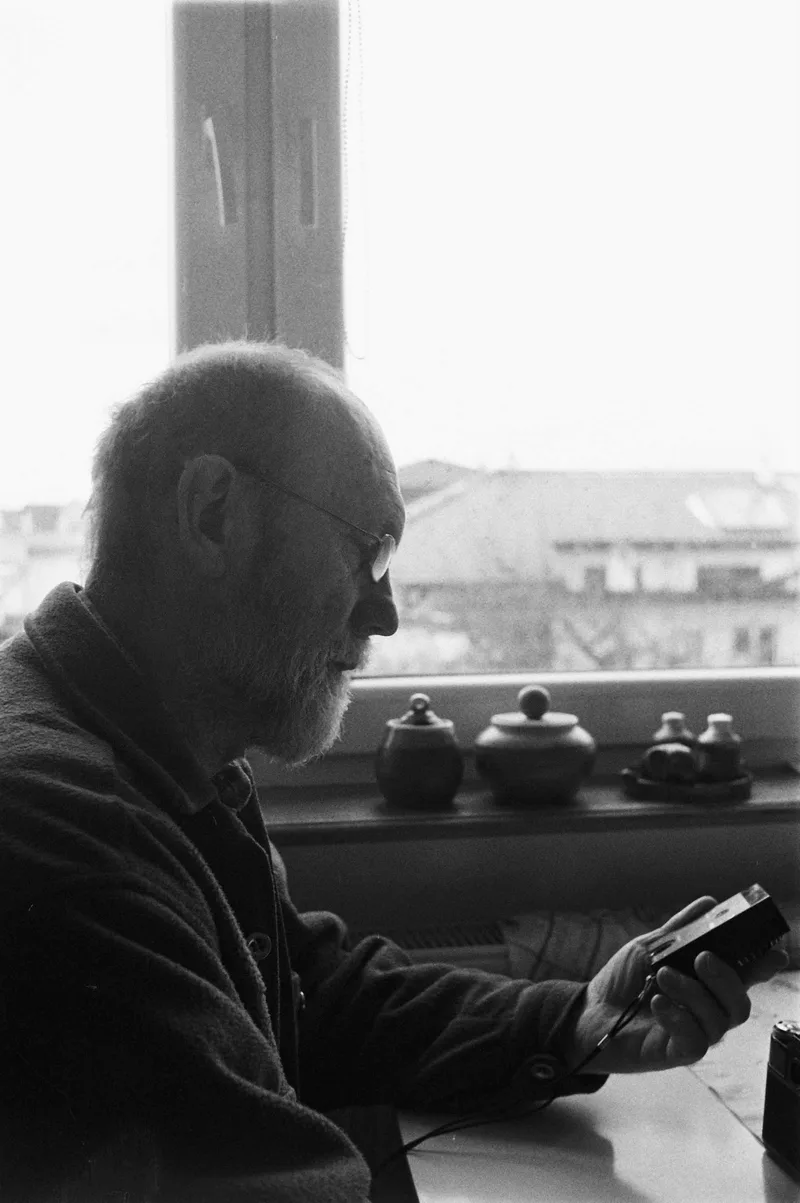 Film photo shot on Ilford HP5 Plus 400 with a Canon FTb QL, developed at Foto.sk, by Branci