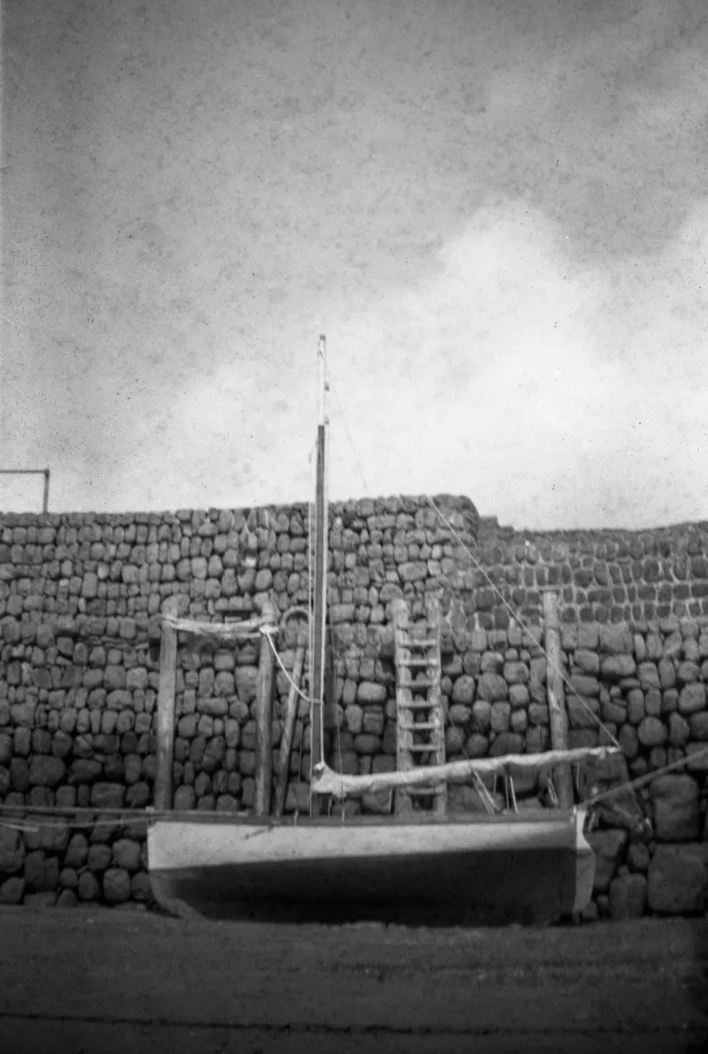 Film photo shot on Foma Fomapan 200 Creative with a Agfa Box Camera, developed at Dartmoor Photographic, by Ols