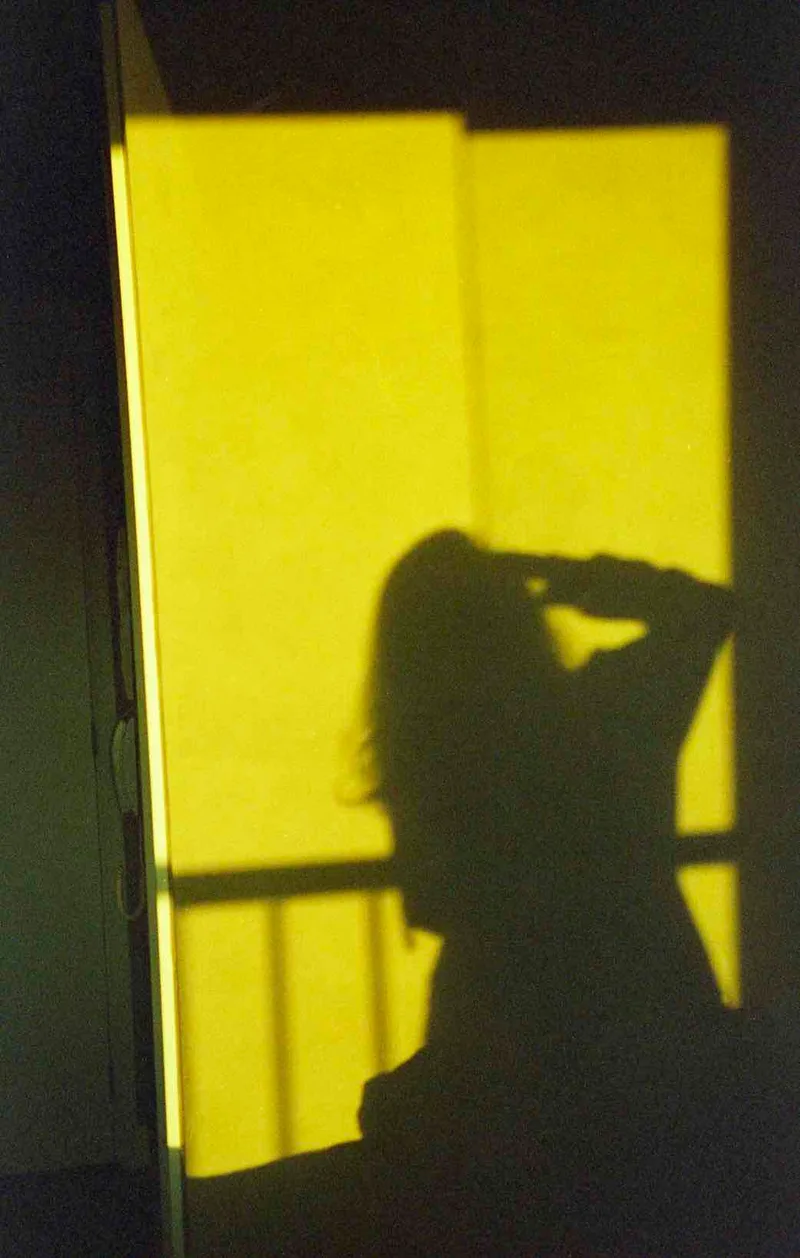 Film photo shot on Kodak Gold 200 with a Leica R8, developed at Fotocomputo, by Paula