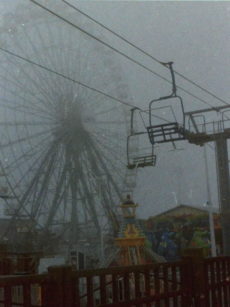 Fog Wheel shot on Lomography Color Tiger 110 with a Kodak Ektralite 10, developed at Andrew’s Analog Service Center, by FarleyEktralite10
