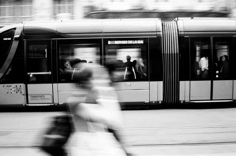 Film photo shot on Kodak Tri-X 400 with a Olympus OM-2, developed at Pelloche Lab, by Franckcldl