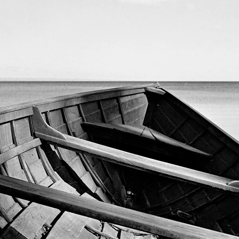 Resting on the Shores of Lake Vättern shot on Ilford Kentmere Pan 400 with a Canon AV-1, developed at Home / Self-Developed, by lillepv