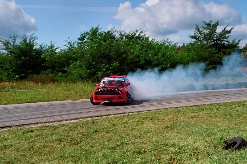 drifting shot on Kodak Proimage 100 with a Contax 139Q, by maksaj