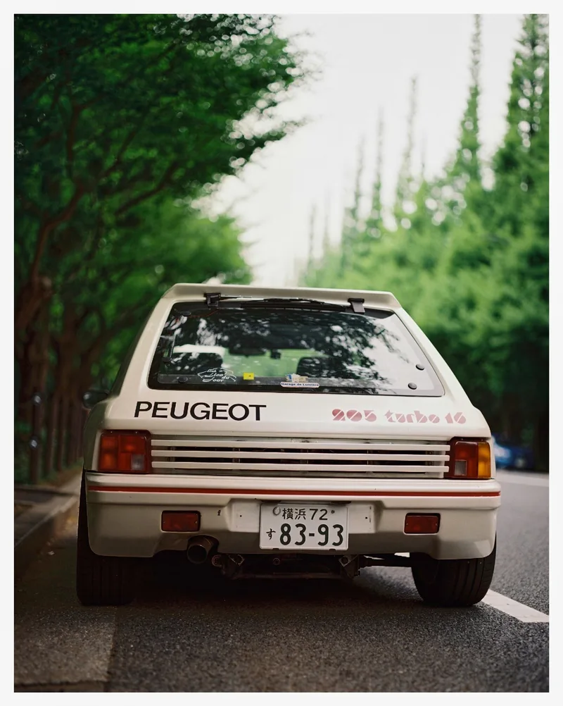 Killer B shot on Kodak Portra 400 with a Pentax 6x7 MLU, developed at Osawa Camera, by Nivola