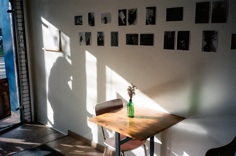 Easy saturday shot on Kodak Portra 160 with a Chinon Auto 3001, developed at L'Atelier Argentique, by Jonathan