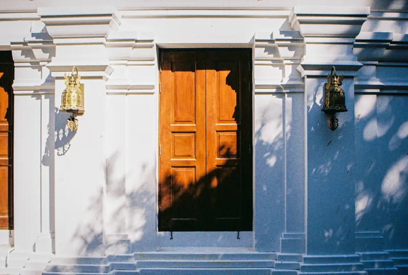 Dappled shot on Kodak Kodacolor with a Canon EOS 300, by Guesty