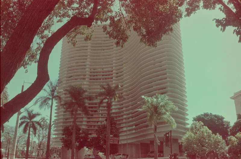 the first time with film shot on Ferrania Solaris 100 with a Canon EOS Rebel G, developed at FFV Lab - Belo Horizonte, by TheMesquita