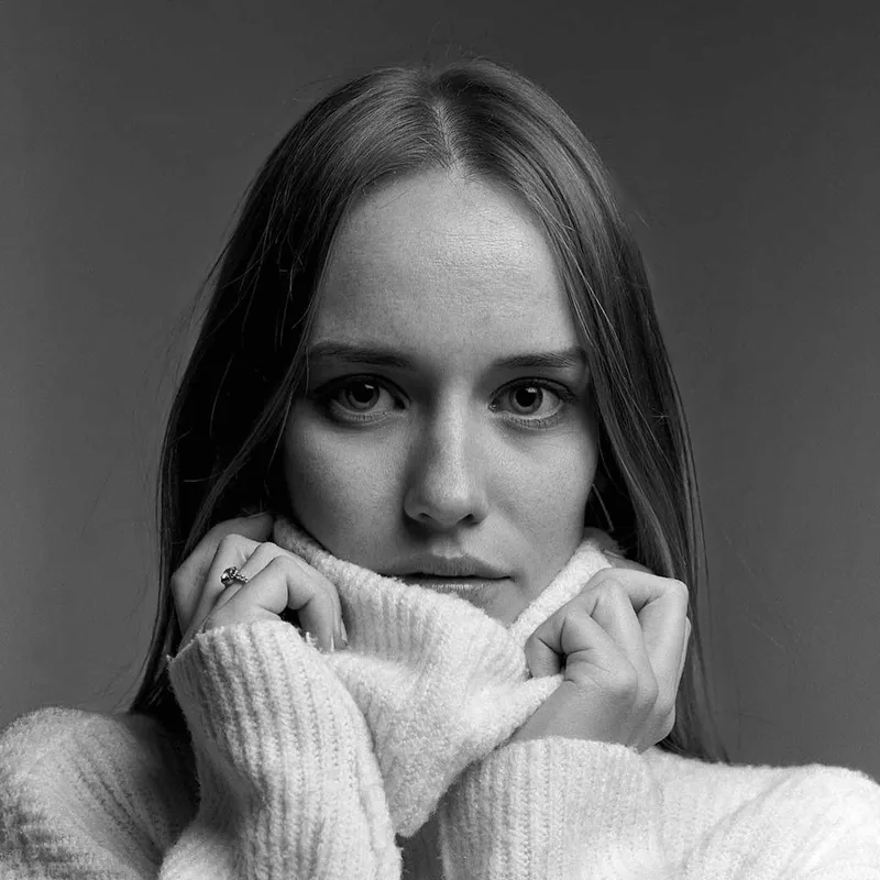 She shot on Kodak Tri-X 400 with a Fujica G690 BLP, by Don