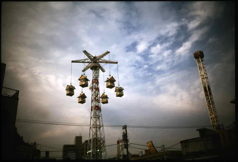 Rondo shot on Kodachrome KR, developed at Horiuchi Color, by TommyOshima