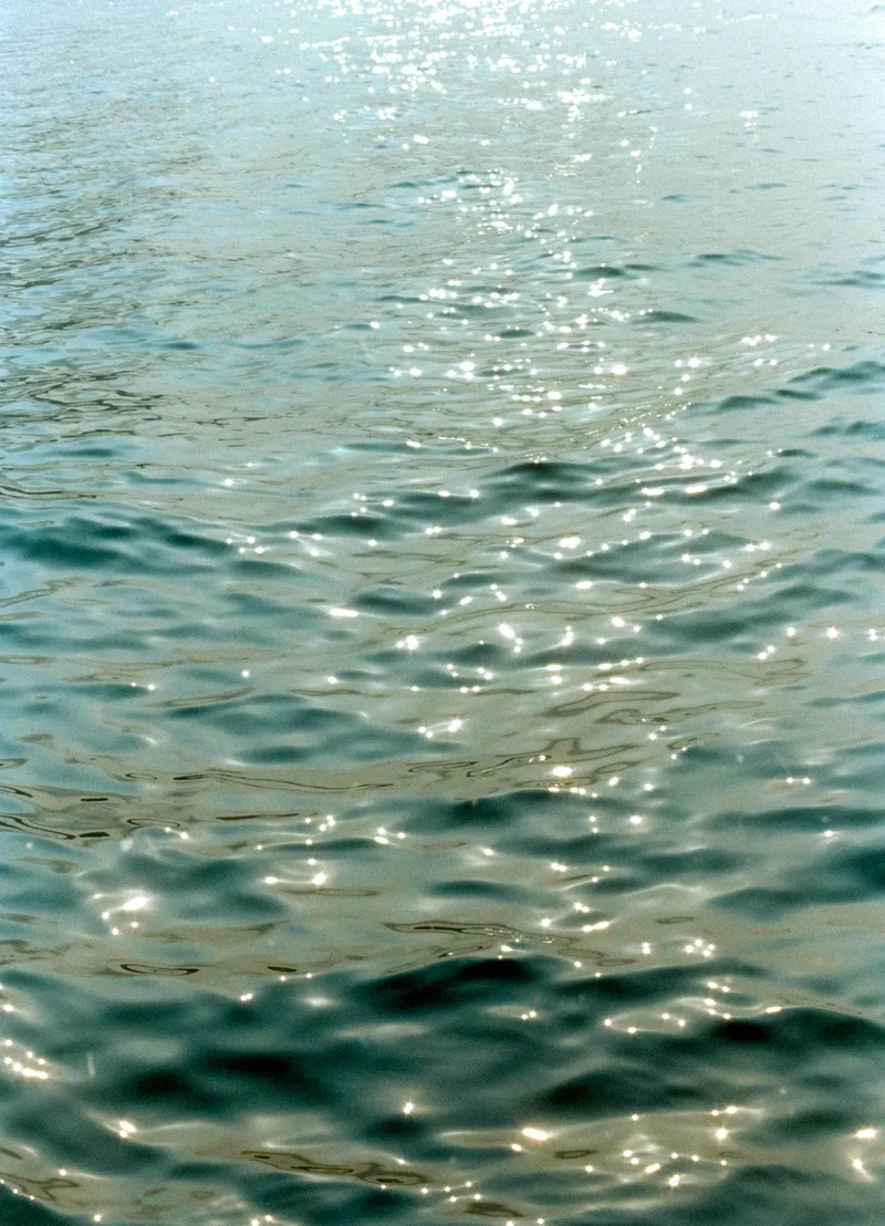 Victoria Harbour shot on Kodak Gold 200 with a Minolta SR-T 101, developed at HK Camera, by Classic Chairls