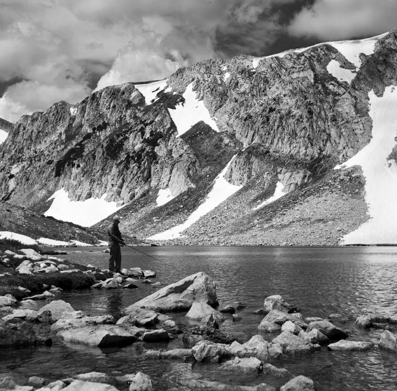 Film photo shot on Fujifilm Neopan Acros 100 II with a Minolta Autocord, by Jared Friedman