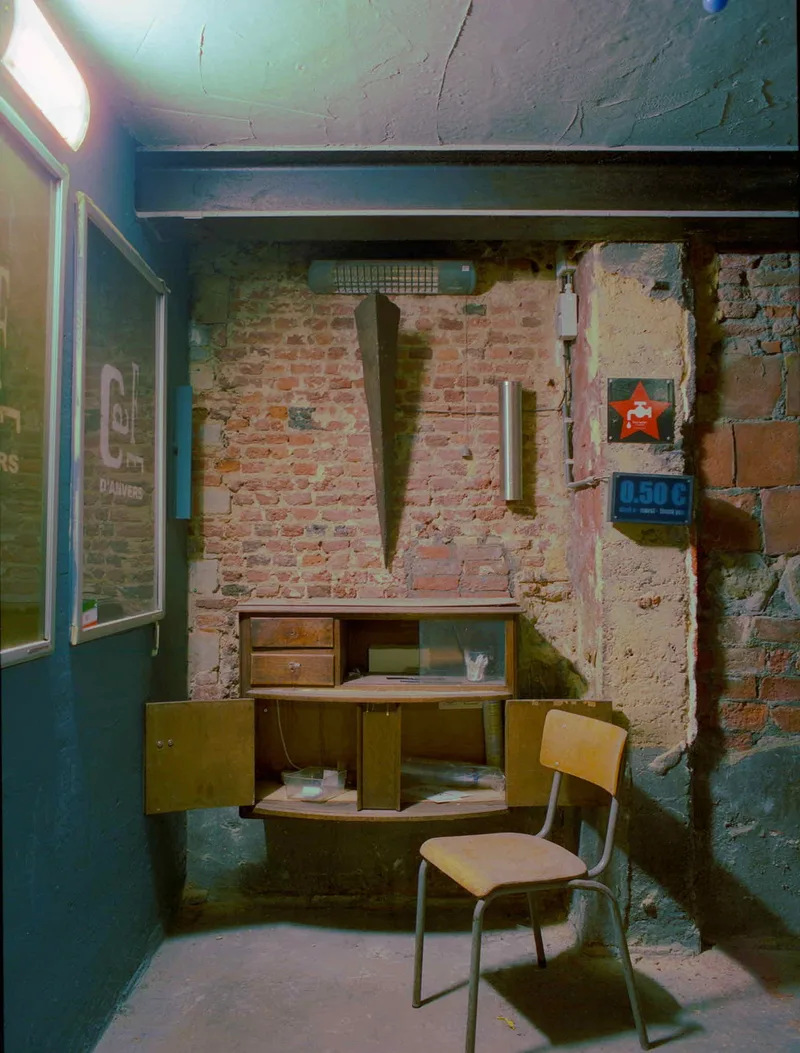 Abandoned Nightclub shot on Cinestill 400D with a Pentax 645, developed at Mori Film Lab, by Yan Yango