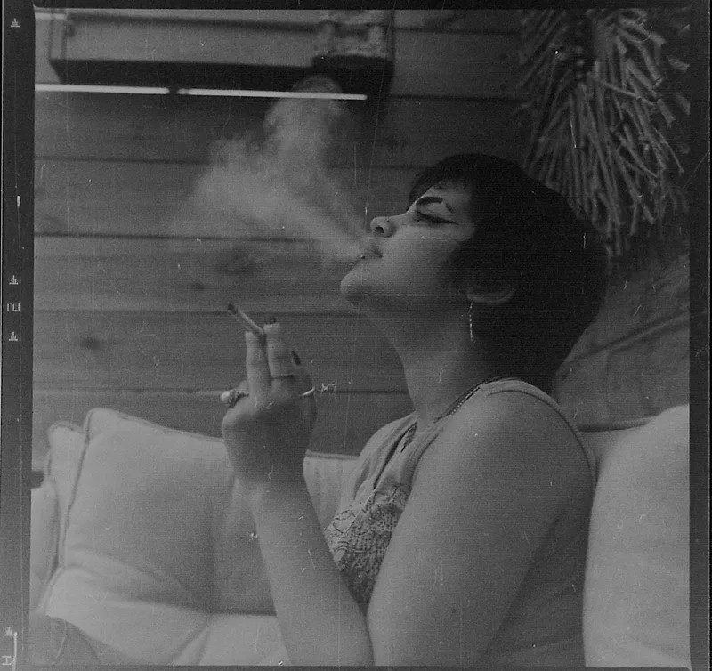 Quick Cig shot on Fomapan creative 100 with a Yashica-Mat 124g, developed at Home / Self-Developed, by ProbablyPasta