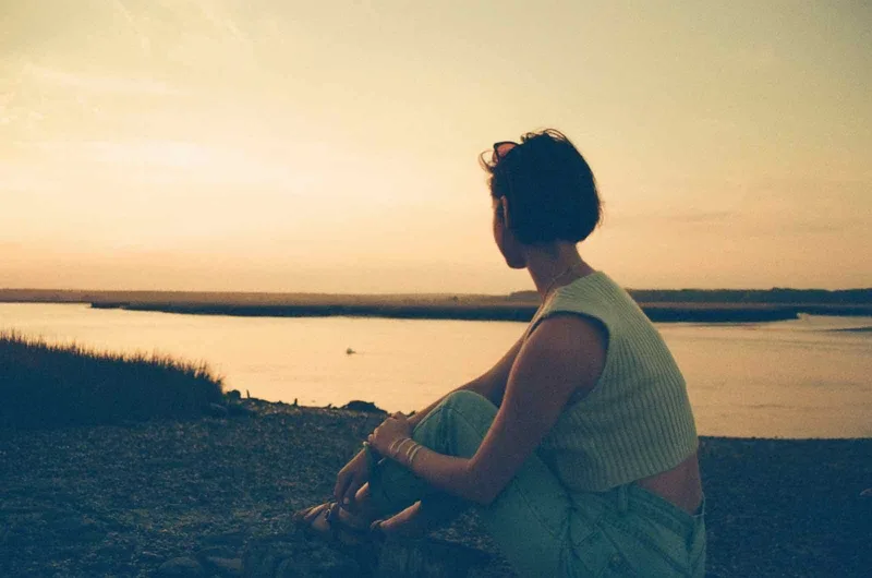 Lady by the lake shot on Dubblefilm Apollo 400 with a Nikon N8008, developed at 922 Photo Life, by Char