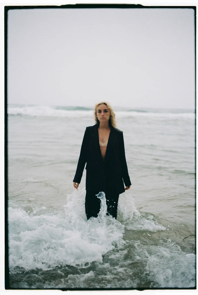 Film photo shot on Kodak Gold 200 with a Canon EOS 300, developed at Carmencita Lisboa, by Ruben Morais Claudino