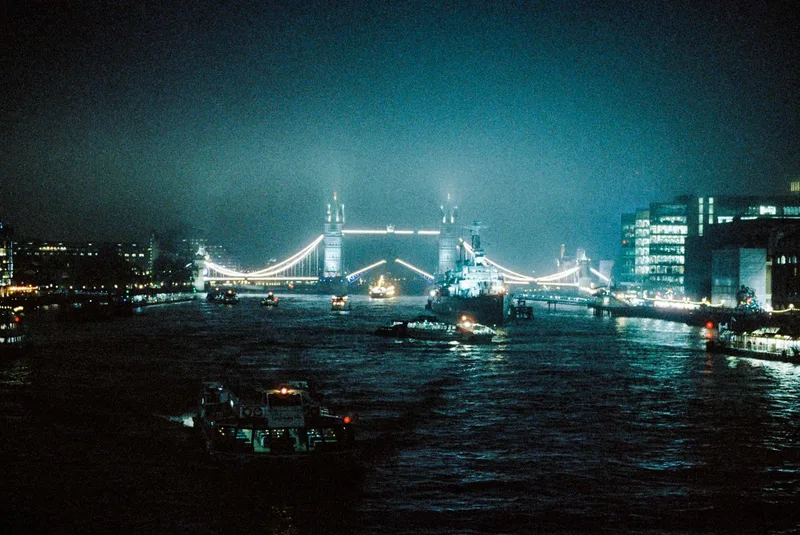 Lovely Tower Bridge 🇬🇧 shot on Cinestill 800T with a Nikon F80, developed at Southsun, by Jan