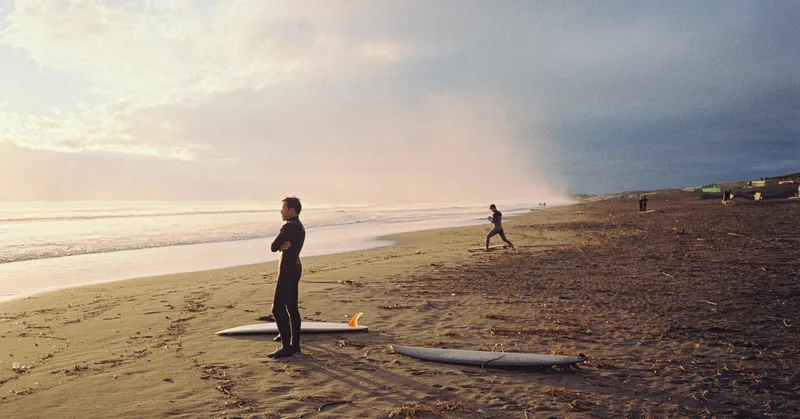 Surf 🇯🇵 shot on Kodak Kodacolor 100 with a Contax T3, developed at Fotoexpress, by Marc