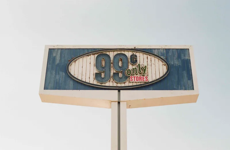 99¢ Por Vida shot on Fujifilm Superia X-TRA 400 with a Nikon F3, by Burro.Playero