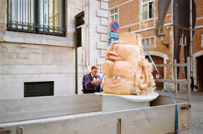La grosse tête shot on Kodak Gold 200 with a Olympus Mju-1, developed at Photo Galerie, by Fautedetime