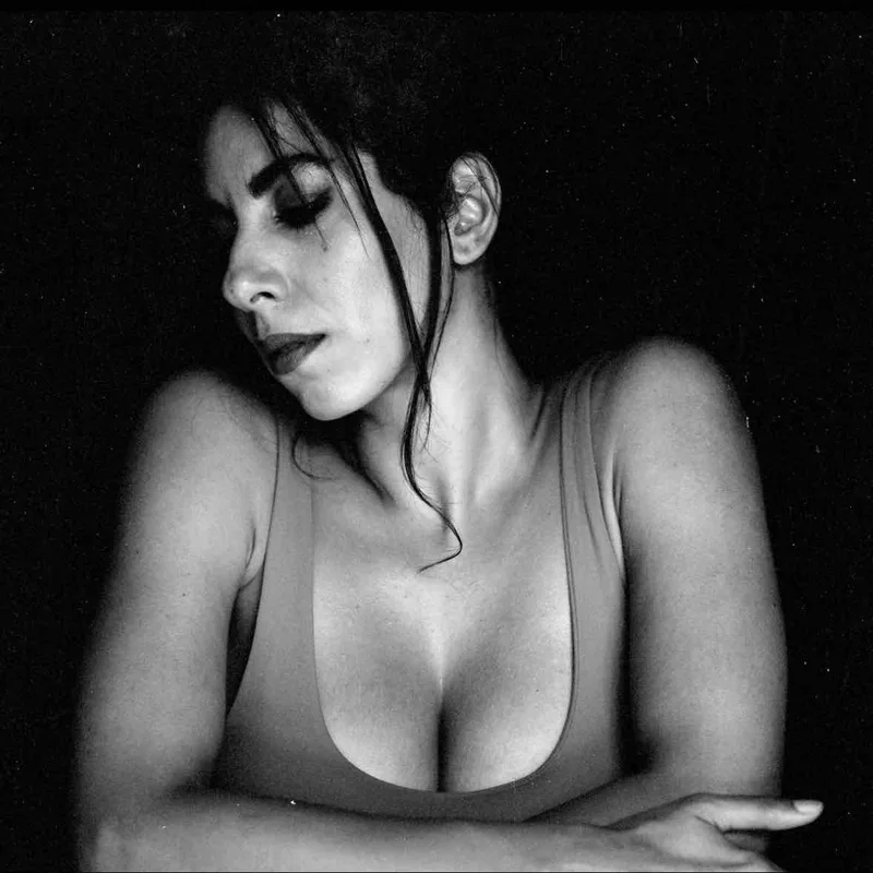 Kayla shot on Ilford FP4 Plus 125 with a Zenza Bronica SQ, developed at Urbanfilmlab, by Christian Rüster