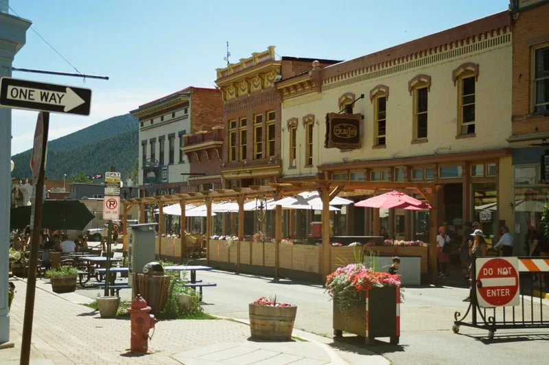 Idaho Springs, Colorado shot on Fujifilm Superia X-TRA 400 with a Canon Rebel 2000, developed at theFINDlab, by Dray