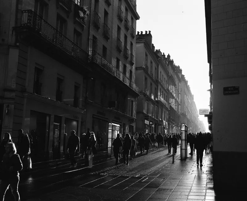 Sunset in Nantes shot on NoColorStudio No.10 with a Fujifilm GF670 Pro, developed at L'Atelier Argentique, by Jonathan