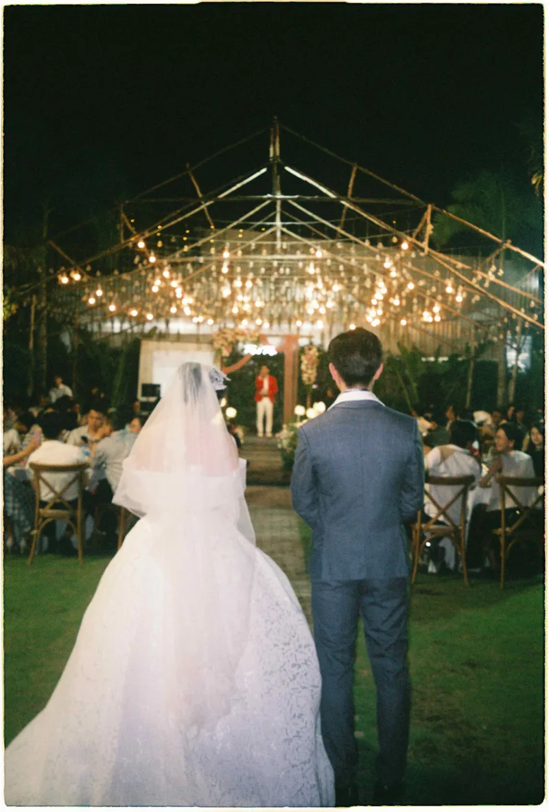happy ever after shot on Fujifilm Superia X-TRA 400 with a Olympus Mju II Zoom 80, developed at 47plus minilab, by nivhty123