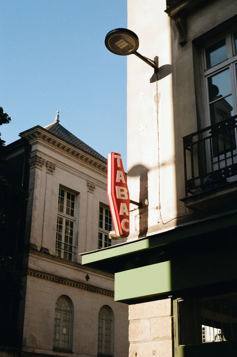 TABAC shot on Kodak Gold 200 with a Nikon FM10, developed at L'Atelier Argentique, by Jonathan