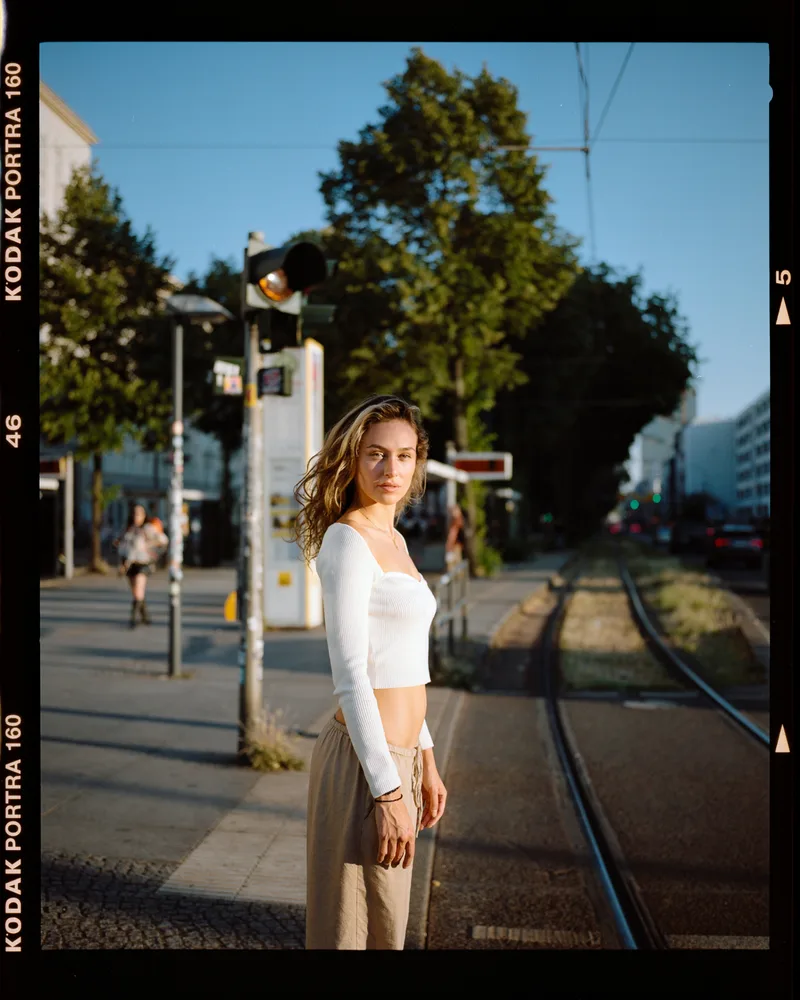 Mia shot on Kodak Portra 160 with a Mamiya 7II, developed at viertel vor 8, by kayserlich