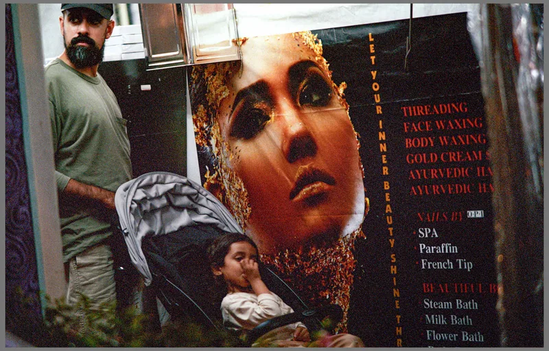 Diwali Market KL 2023 shot on Kodak UltraMax 400 with a Canon AE-1, developed at MIRALIGHT, by BadMonkey