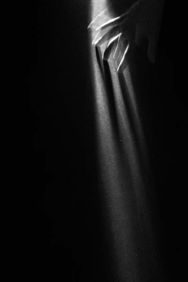 The Hand pt 1 shot on Ilford HP5 Plus 400 with a Yashica Electro 35, by Louis Byrom