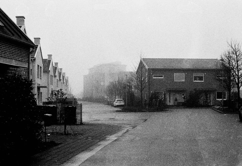 Treatment 3/3 shot on Ilford HP5 Plus 400 with a Nikon FG, developed at Home / Self-Developed, by Jerker Knape Sini