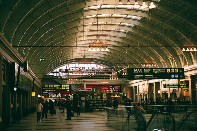 Stockholm Station shot on Fujifilm FujiColor C200 with a Olympus OM-1, developed at Khrome, by Lasse