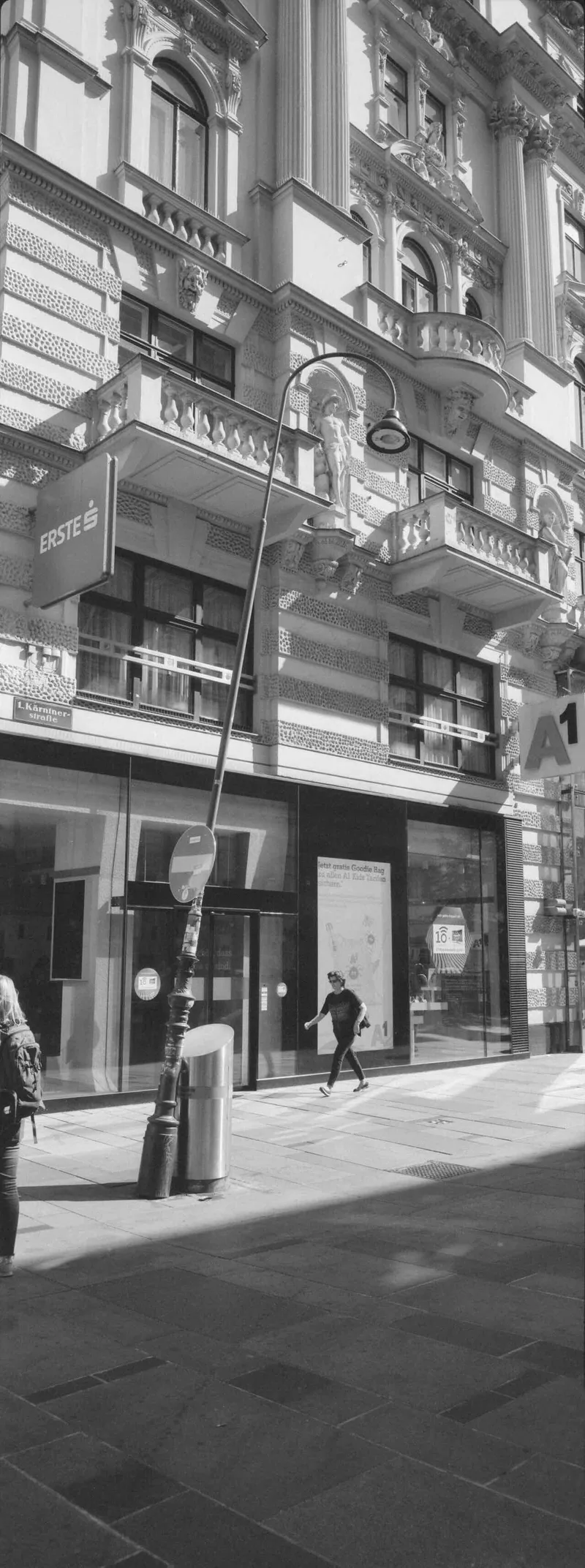 Kärntner Street with tilted lamp shot on Foma Fomapan 400 Action with a Mamiya 7, developed at Foto Fayer, by Robert