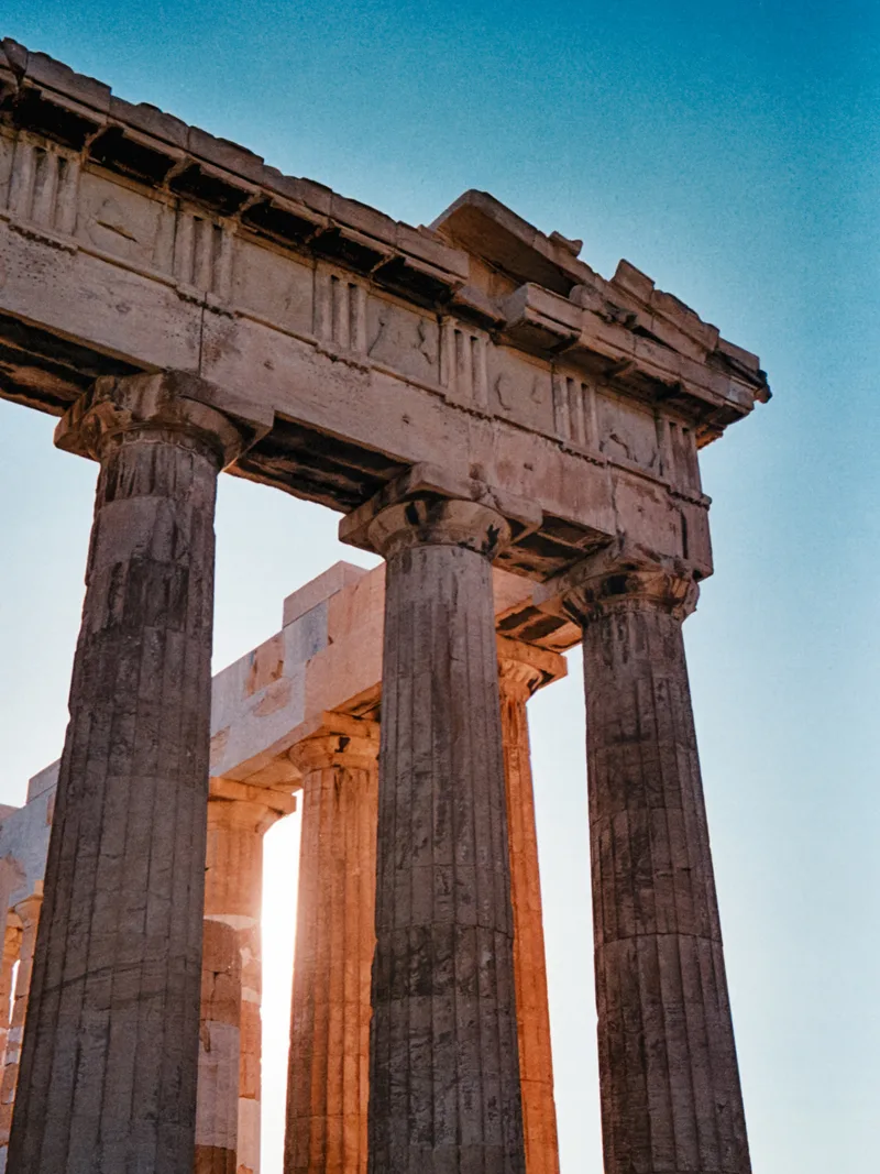 Film photo shot on Kodak Portra 160 with a Canon Demi EE17, developed at Photographie Chabert, by etienne