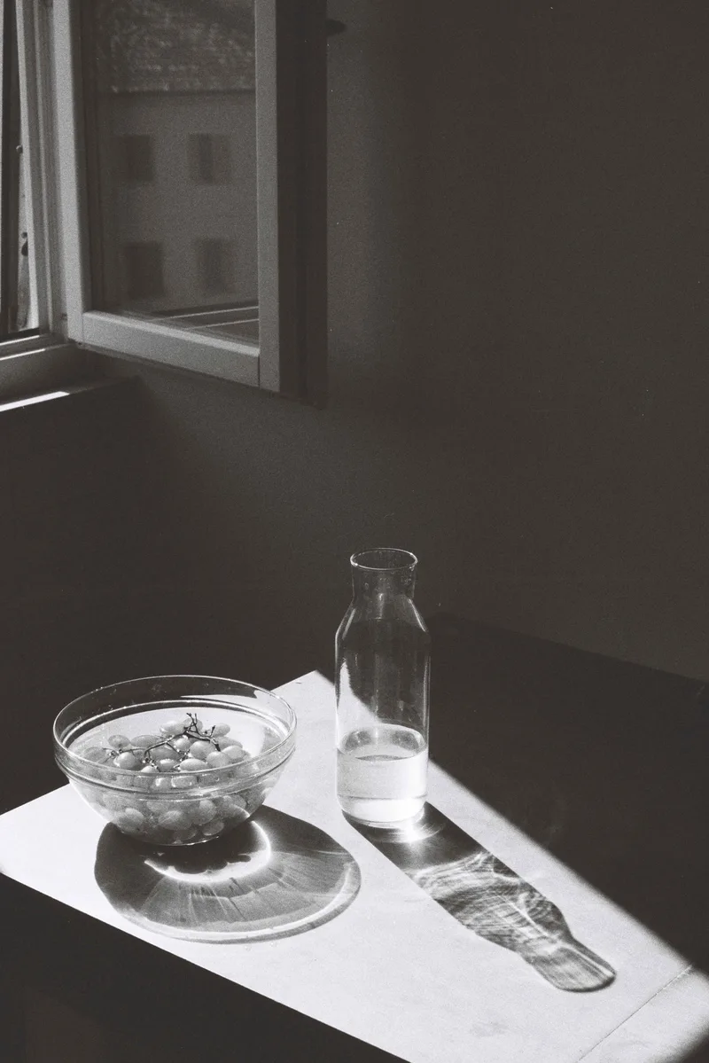Film photo shot on Ilford Delta 400 with a Pentax K1000, developed at Maquinas de Outros Tempos (MOT), by chiara