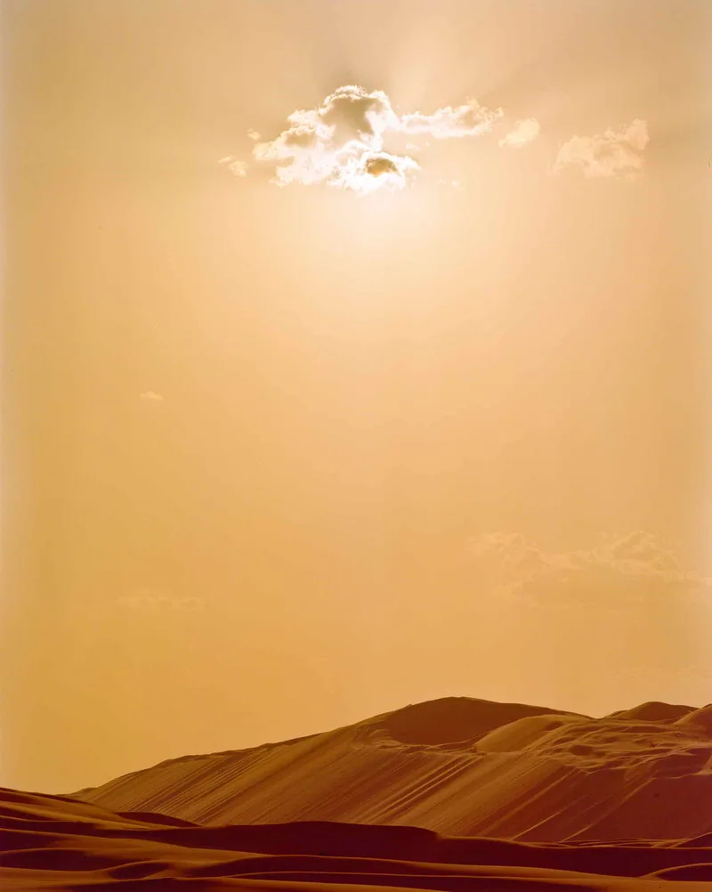 Sunset on Arrakis shot on Kodak Gold 200 with a Mamiya RZ67 Pro II D, developed at Lab Al Awal, by 13slvsl