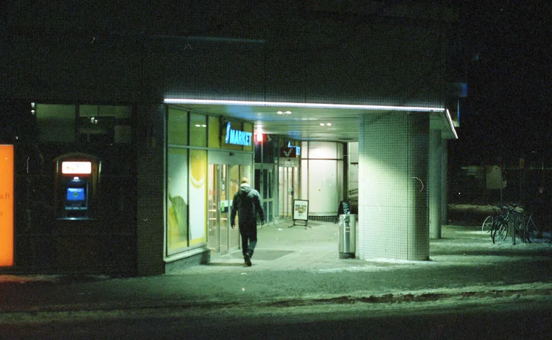 Night crawler shot on Mira Films Mira color 800 with a Nikon F2, developed at Fotoyks, by Eetu
