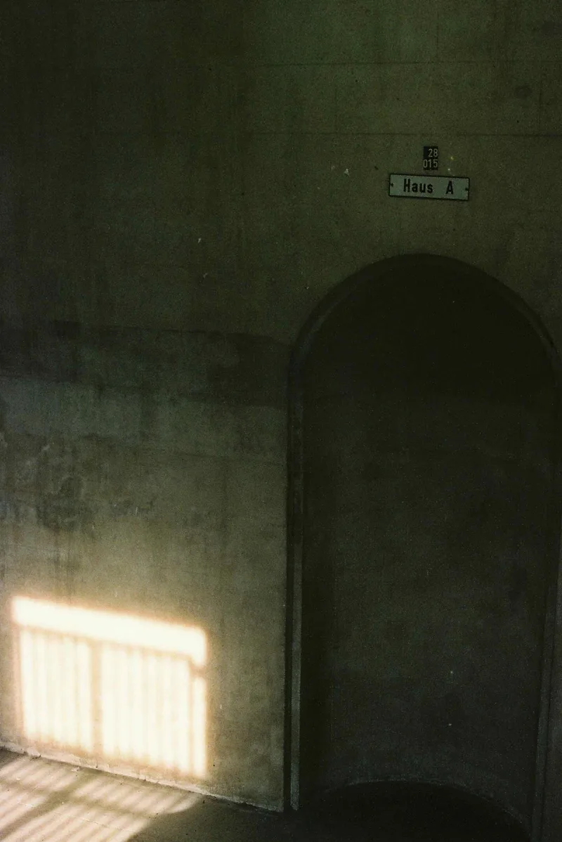 Haus A shot on Candido Collective Candido800 with a Canon AE-1 Program, by isoniceo