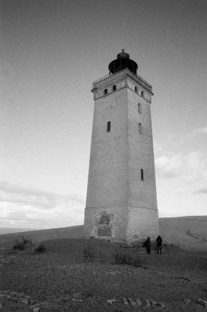 Rubjergknude fyr #2 shot on Ilford HP5 Plus 400 with a Minolta CLE, developed at Mimosa Foto, by Unluckyrolls