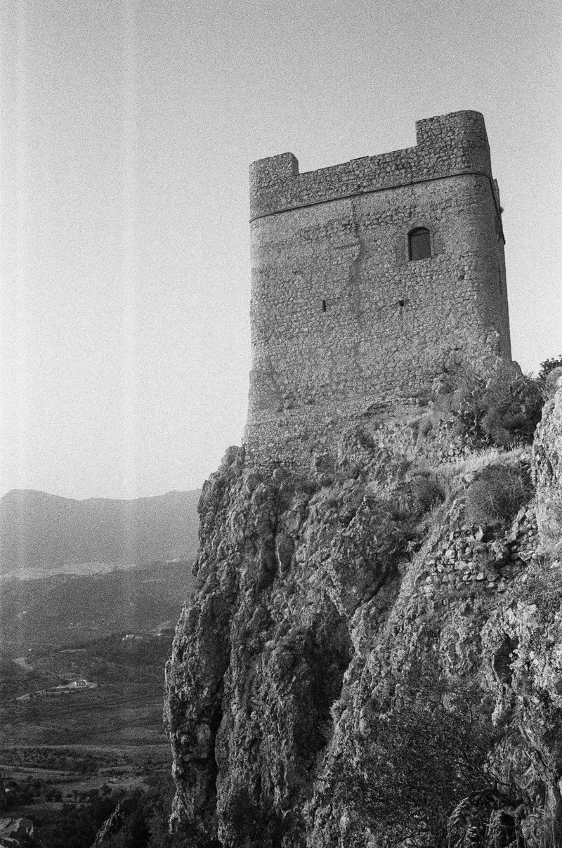 The Keep shot on Ilford Delta 3200 with a Canon Elan IIe, by Ian Bayliss