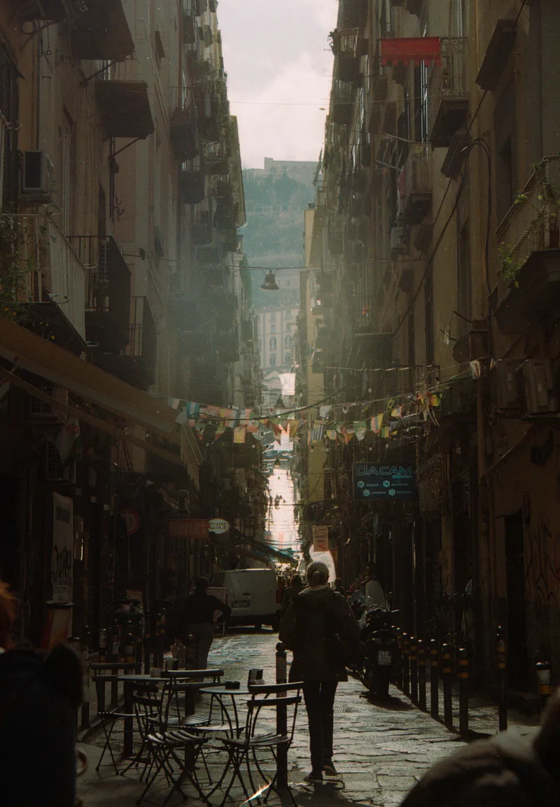Dreams in Naples shot on Kodak Portra 400 with a Leica IIIC, by Cristian Brunelli