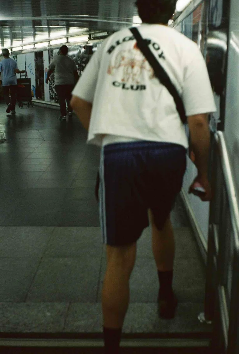 Film photo shot on Hundred Eight Hundred with a Yashica J5, by elosie