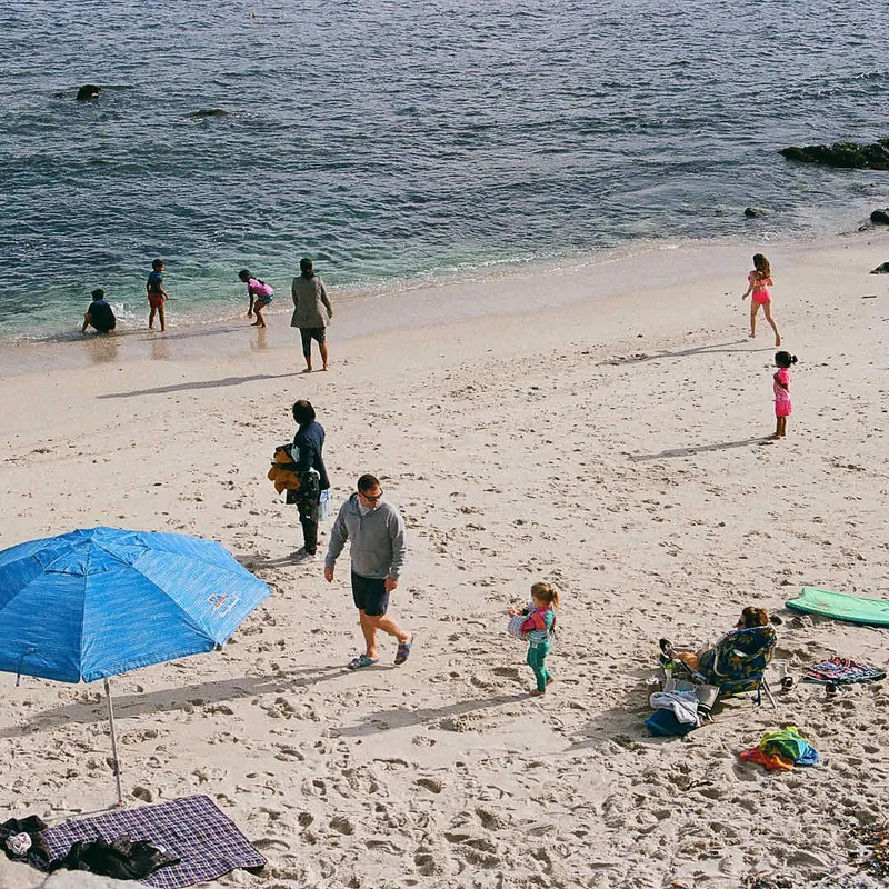 carmel by the sea shot on Kodak UltraMax 400 with a Nikon N65, by Rachel