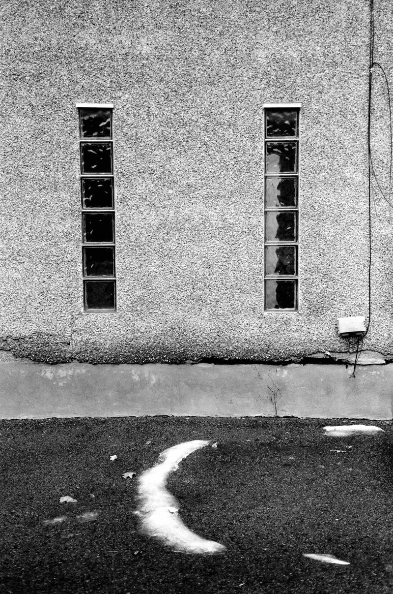 Film photo shot on Kodak T-Max 400 with a Olympus Stylus Epic DLX, by james erdeg
