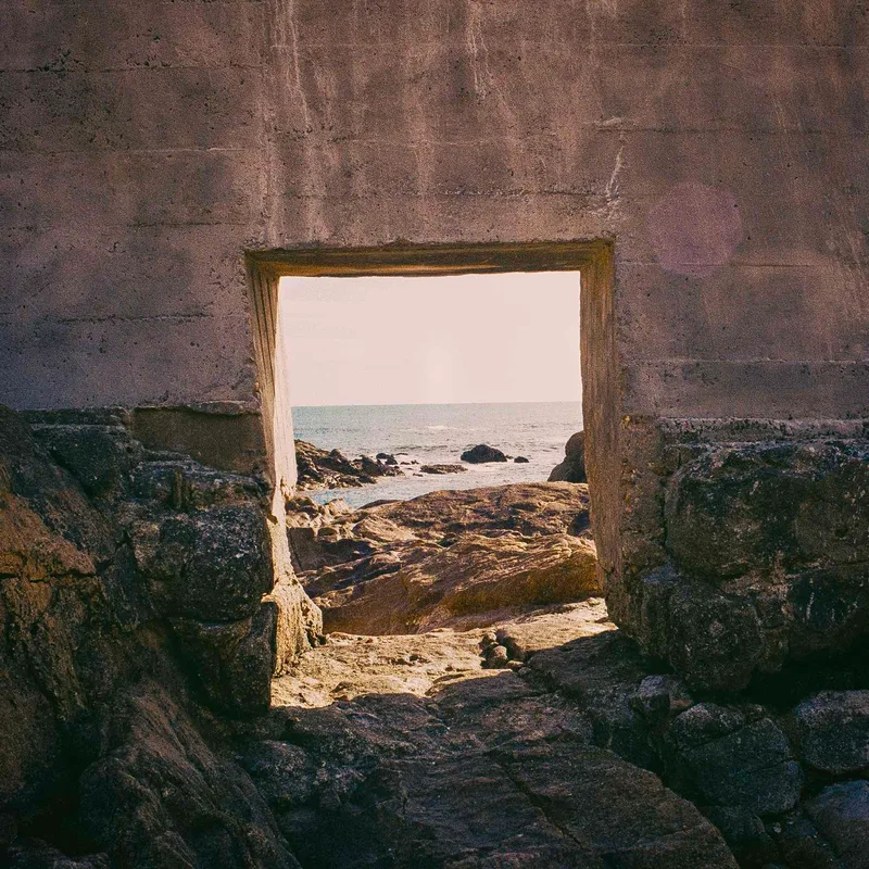 Long Time No Sea shot on Kodak Gold 200 with a Canon EF, developed at Khrome, by Hendrik