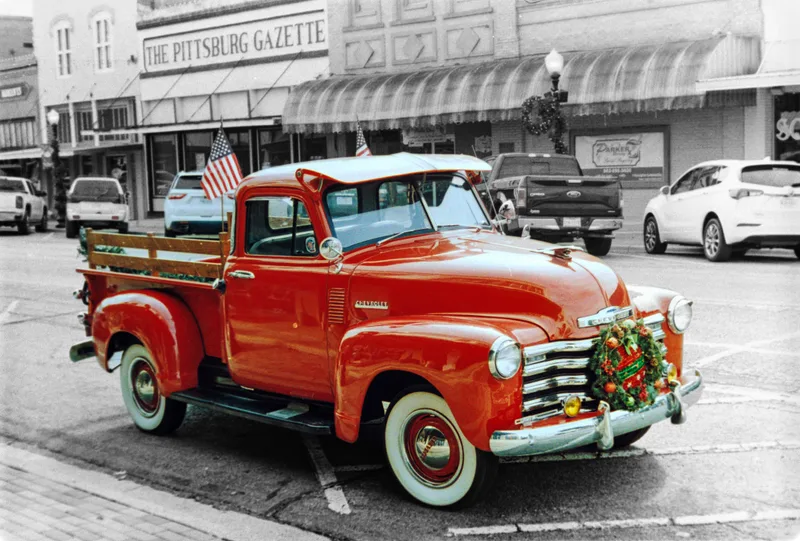 Christmas Truck shot on Fujifilm Superia X-TRA 400 with a Yashica FX-2, developed at Home / Self-Developed, by Justin Kruse
