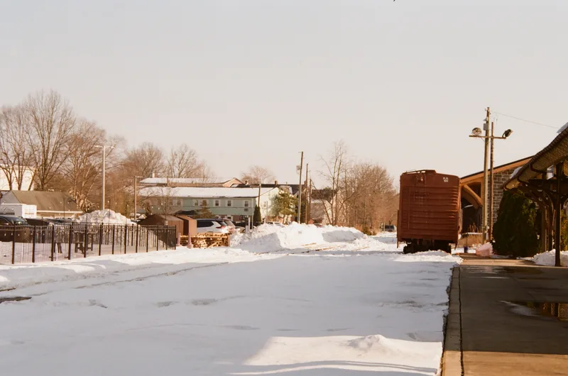 Film photo shot on Kodak Kodacolor 100 with a Pentax Program Plus, developed at New York Camera & Video, by Murry Shotwell